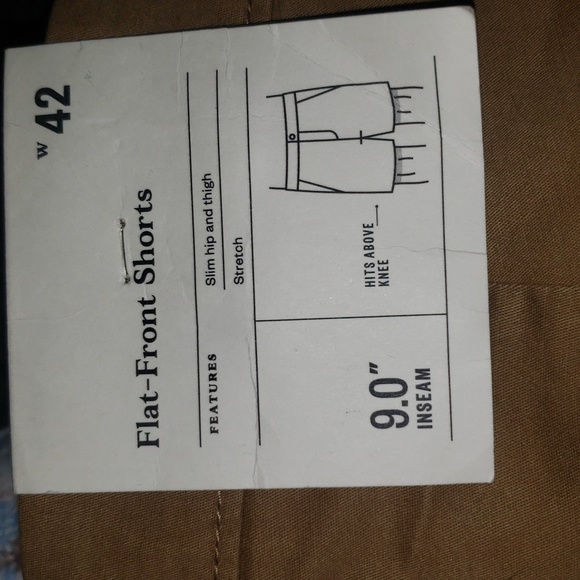 Men's size 42 Goodfellow chino shorts new! 9 inch inseam - Picture 3 of 3